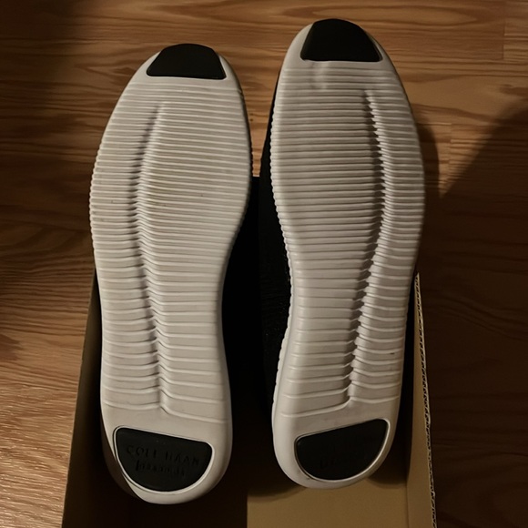 💕Cole Haan sneakers (8 B) black - Picture 12 of 13